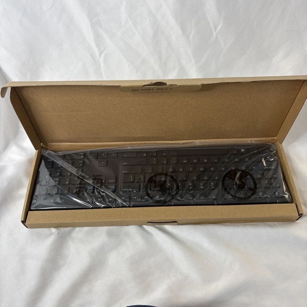 Dell Wired USB Black Keyboard KB216-BK-US New Sealed In‎ Open Box